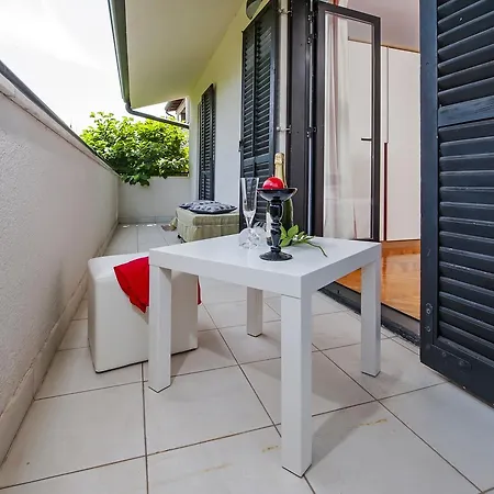 Cerin Apartment *