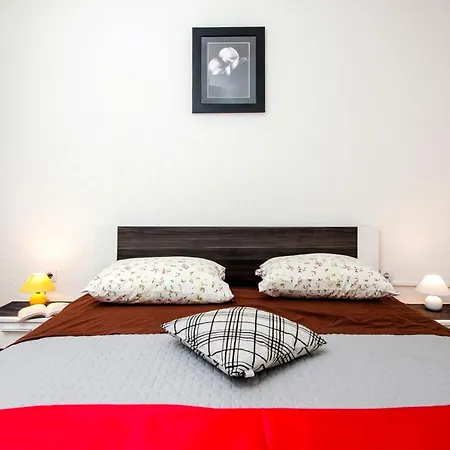 Cerin Apartment *
