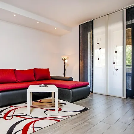 Cerin Apartman Rovinj