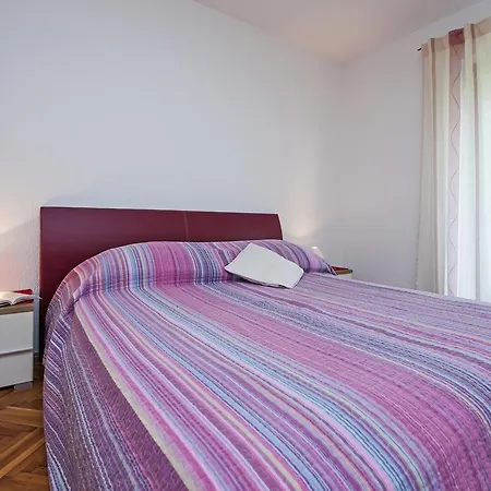 Cerin Apartman Rovinj