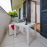 Cerin Apartman *