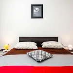 Cerin Apartman *