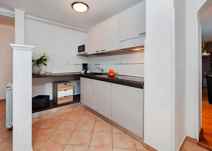 Apartment Cerin